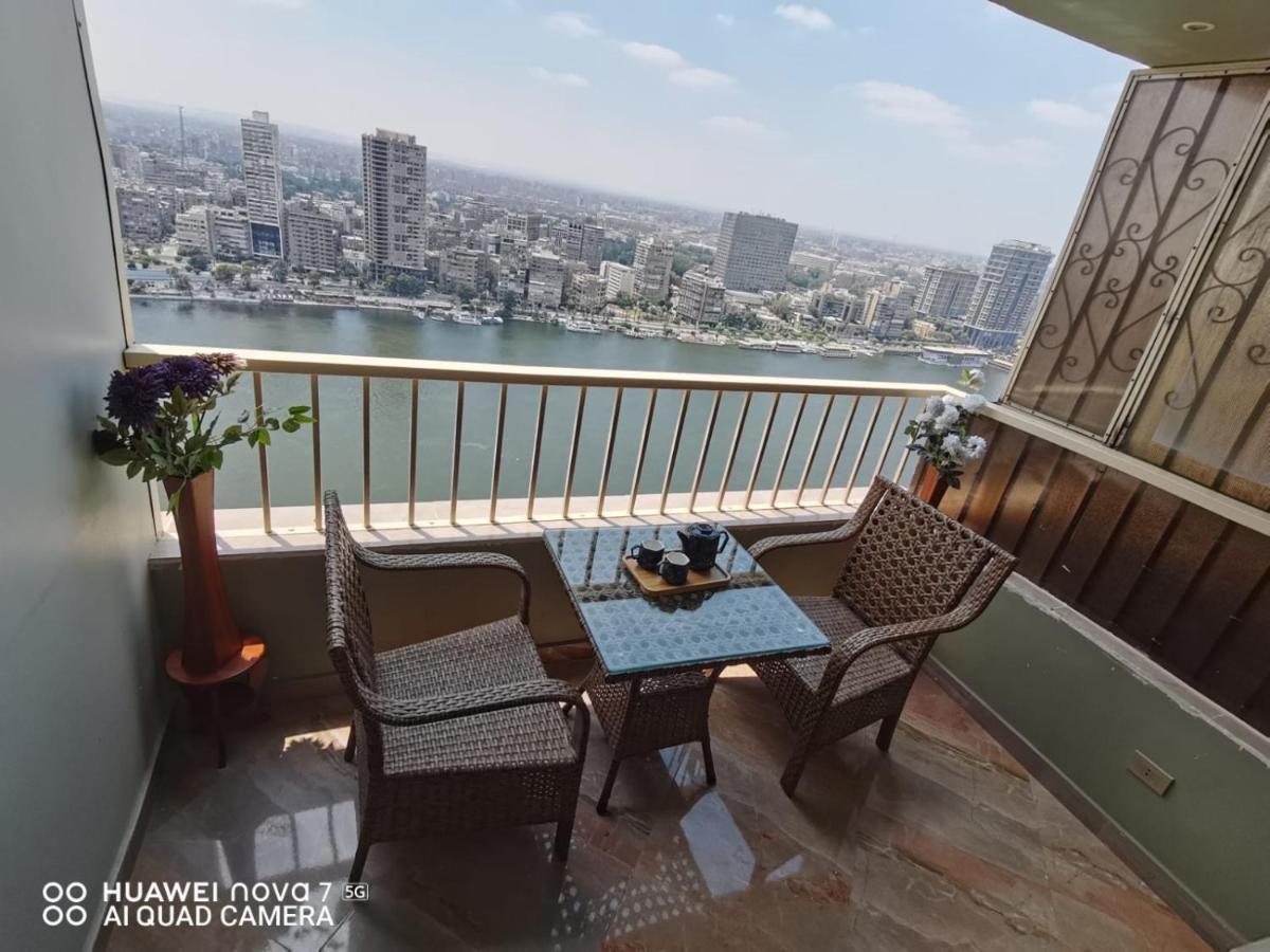ホテルPyramids Nile Tower カイロ エクステリア 写真