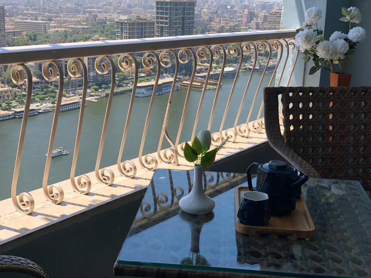 ホテルPyramids Nile Tower カイロ エクステリア 写真